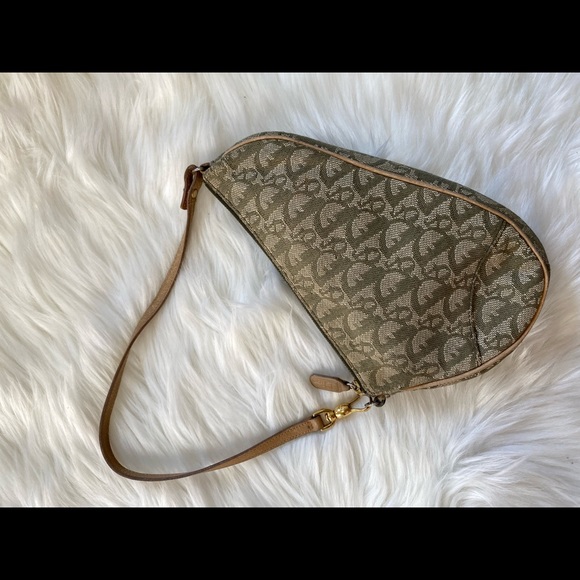 Authentic vintage Dior green trotter mini saddle with coin bag - Picture 7 of 15